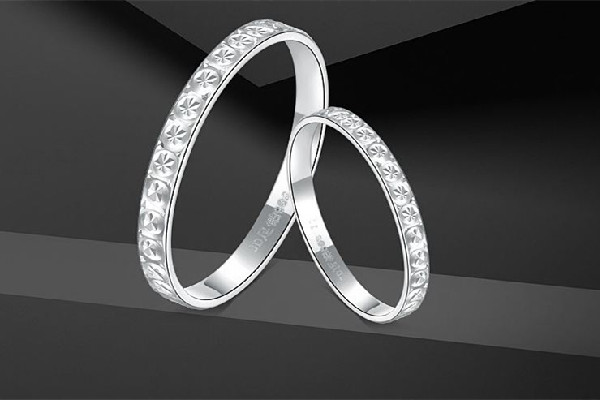 白金戒指有活口的嗎 白金戒指有點緊怎么辦 白金戒指有活口的嗎 白金戒指有點緊怎么辦