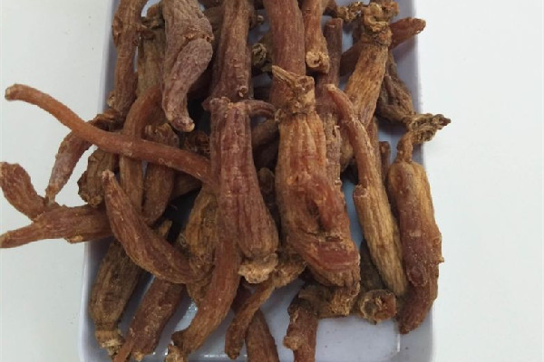 紅參服用多久為一個療程 紅參吃多了有什么副作用