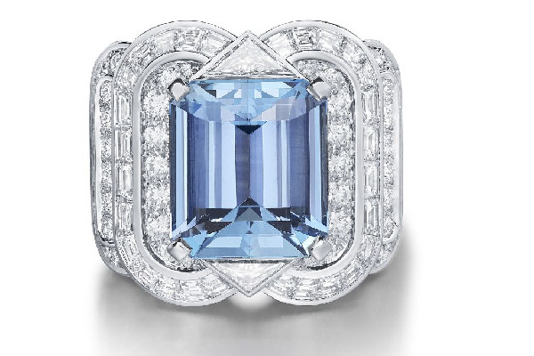 海藍(lán)寶石戴左手還是右手 海藍(lán)寶石可以碰水嗎 海藍(lán)寶石戴左手還是右手 海藍(lán)寶石可以碰水嗎