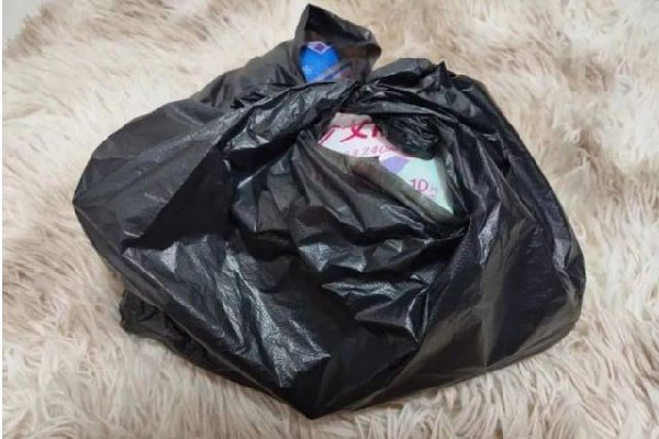 黑袋裝衛(wèi)生巾是偏見還是關(guān)心 衛(wèi)生巾用完癢什么原因 黑袋裝衛(wèi)生巾是偏見還是關(guān)心 衛(wèi)生巾用完癢什么原因