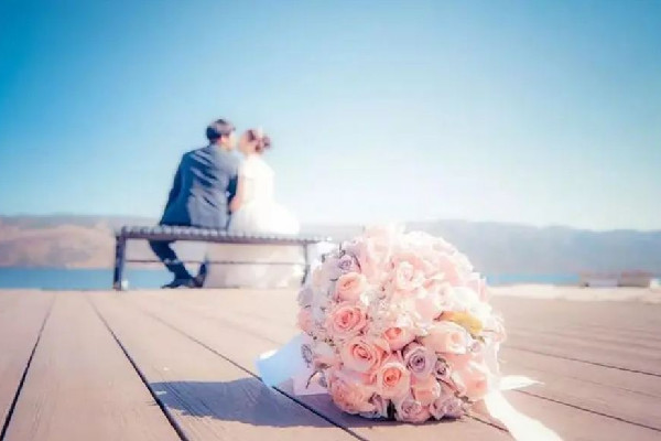 委員建議年輕人樹(shù)立正確婚育觀(guān) 婚姻觀(guān)包括哪些方面