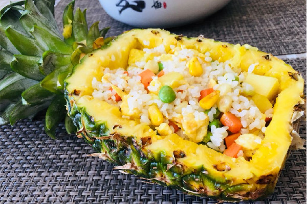 菠蘿飯用什么米好吃 菠蘿飯可以用菠蘿罐頭嗎 菠蘿飯用什么米好吃 菠蘿飯可以用菠蘿罐頭嗎