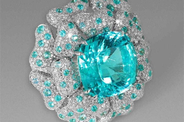 碧璽有收藏的價(jià)值嗎 碧璽什么樣子的值錢(qián)