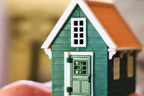 男子無(wú)兒女8名親戚爭(zhēng)房產(chǎn) 無(wú)兒無(wú)女房產(chǎn)怎么繼承