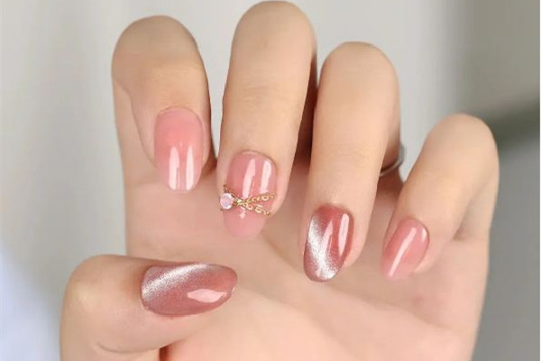 貓眼膠會(huì)過(guò)期嗎 貓眼膠放久了好用嗎 貓眼膠會(huì)過(guò)期嗎 貓眼膠放久了好用嗎