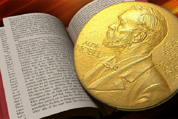 代表稱不要太在乎諾貝爾文學(xué)獎 諾貝爾文學(xué)獎的評判標準