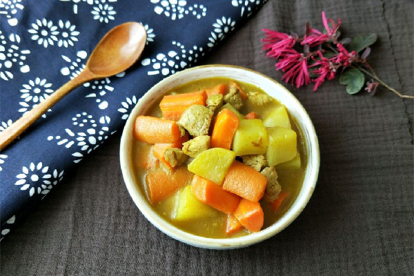 咖喱塊有咸味嗎 咖喱塊要放鹽嗎