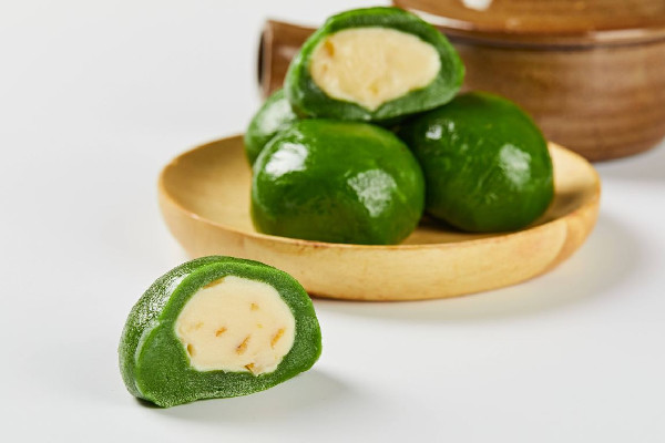 青團(tuán)的營(yíng)養(yǎng)價(jià)值和功效 青團(tuán)適合什么人群吃 青團(tuán)的營(yíng)養(yǎng)價(jià)值和功效 青團(tuán)適合什么人群吃