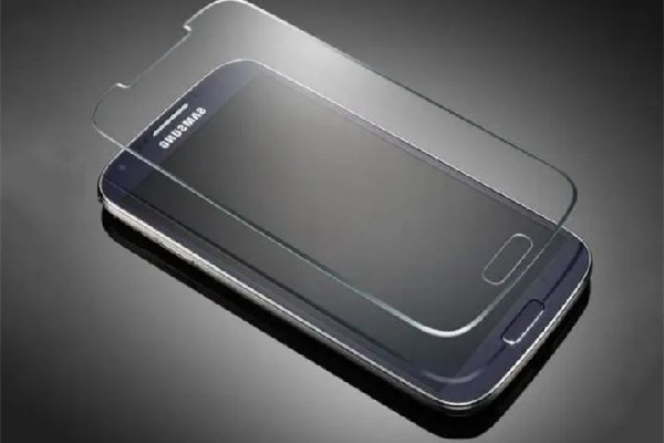 男子手機貼膜被收費185元 手機貼膜哪種膜最好