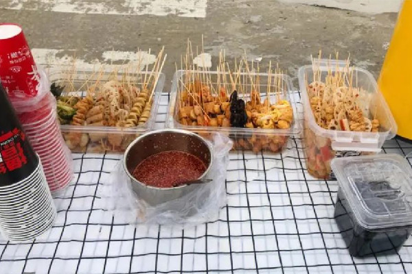 當事人回應擺攤日入9000質疑 擺攤做什么生意好