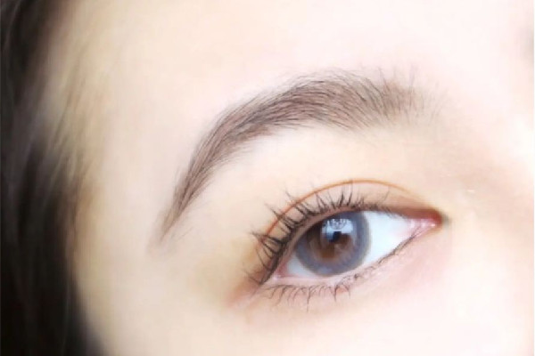 美瞳會不會掉在眼睛里找不到 美瞳會跑到眼球后面嗎