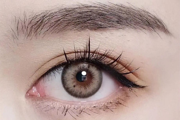 美瞳有度數(shù)跟眼鏡度數(shù)怎么轉(zhuǎn)換 美瞳要買度數(shù)低一點的嗎 美瞳有度數(shù)跟眼鏡度數(shù)怎么轉(zhuǎn)換 美瞳要買度數(shù)低一點的嗎