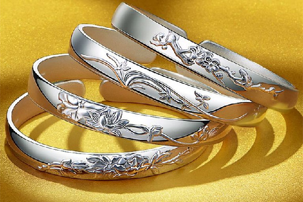 純銀手鏈氧化了怎么辦 純銀手鏈為什么會變黃