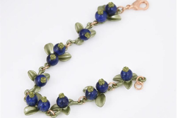 合金手鏈會不會褪色 合金手鏈?zhǔn)鞘裁床馁|(zhì)