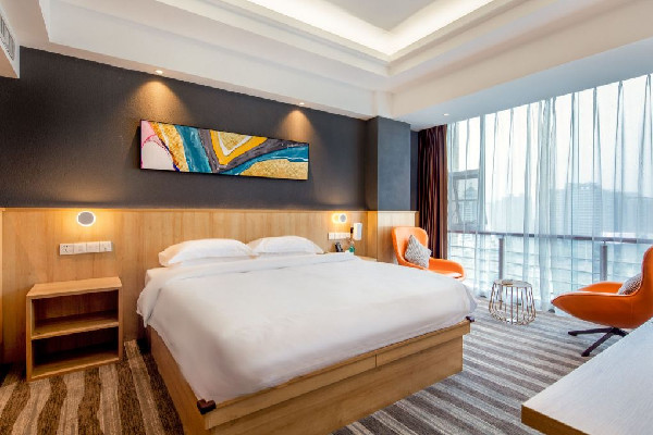 情侶住酒店小伙半夜被陌生男摸醒 住酒店有陌生人進(jìn)房?jī)r(jià)如何處理 情侶住酒店小伙半夜被陌生男摸醒 住酒店有陌生人進(jìn)房?jī)r(jià)如何處理