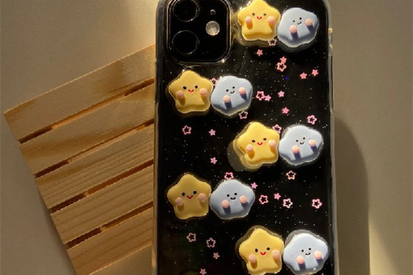 手機(jī)殼什么材質(zhì)的好 手機(jī)殼買硬的好還是軟的好