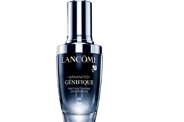 肌底液為什么用的臉上很粘 肌底液為什么會搓泥 肌底液為什么用的臉上很粘 肌底液為什么會搓泥