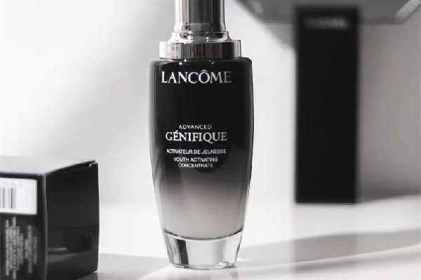 肌底液可以直接涂臉上嗎 肌底液怎么用效果好 肌底液可以直接涂臉上嗎 肌底液怎么用效果好