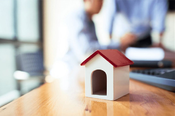 女兒出首付母親買房后把產權給兒子 房屋產權變更需要什么手續(xù) 女兒出首付母親買房后把產權給兒子 房屋產權變更需要什么手續(xù)