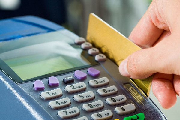 老人撿信用卡猜出密碼取現(xiàn)被判刑 撿到信用卡怎么辦 老人撿信用卡猜出密碼取現(xiàn)被判刑 撿到信用卡怎么辦