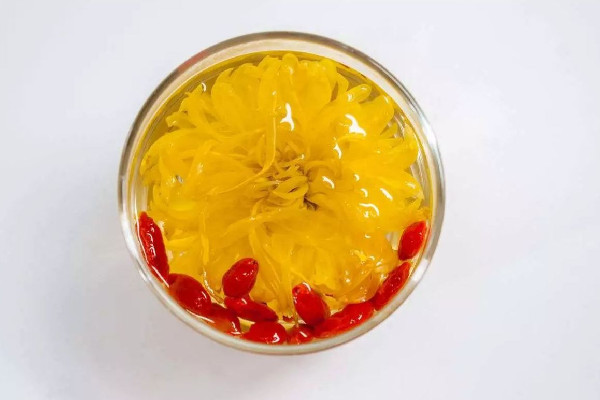 菊花茶對(duì)牙齦腫痛有好處嗎 菊花茶喝多久能見(jiàn)效 菊花茶對(duì)牙齦腫痛有好處嗎 菊花茶喝多久能見(jiàn)效