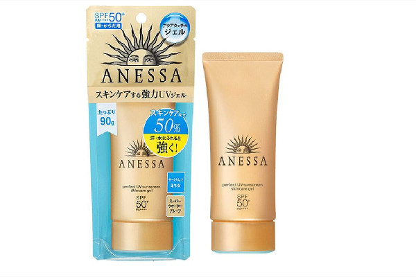 安耐曬適合于多大年齡 安耐曬會(huì)不會(huì)堵塞毛孔