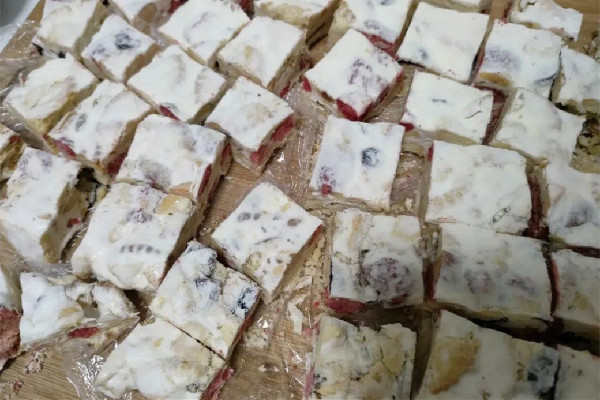 雪花酥會(huì)越放越硬嗎 雪花酥怎么做才會(huì)松軟 雪花酥會(huì)越放越硬嗎 雪花酥怎么做才會(huì)松軟