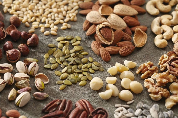 堅(jiān)果可以當(dāng)早餐吃嗎 堅(jiān)果和牛奶能一起吃嗎 堅(jiān)果可以當(dāng)早餐吃嗎 堅(jiān)果和牛奶能一起吃嗎